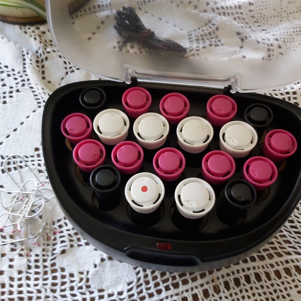 Hot Roller Set - Picture 2 of 3